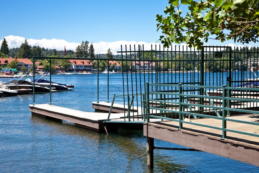 Photo of private boat dock at lake Arrowhead Chalets